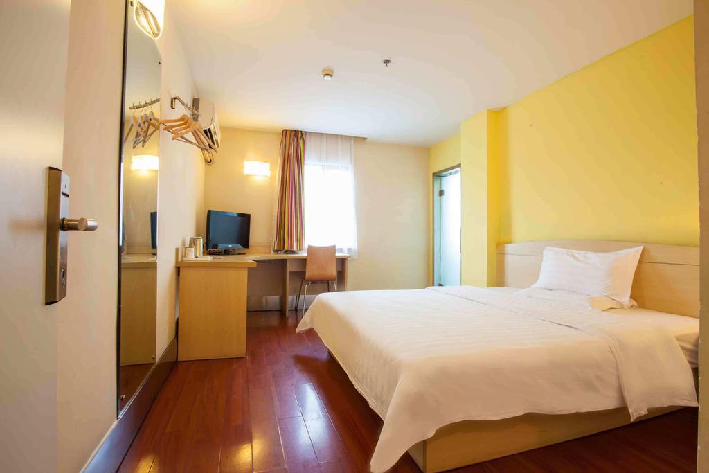 7Days Inn Xiamen Lotus Square Branch Jiangtou Номер фото