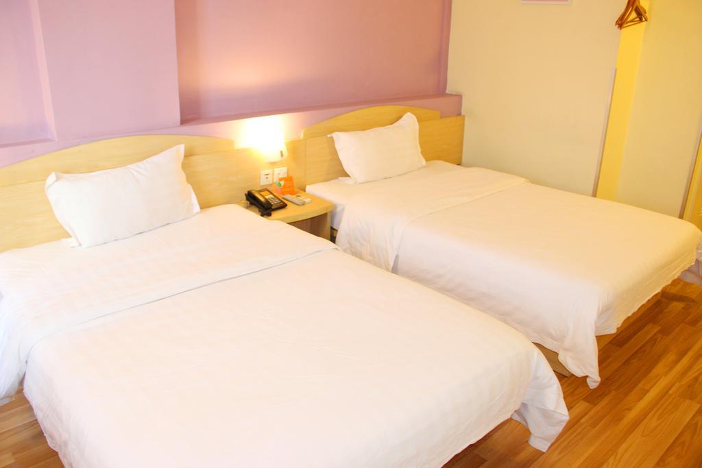 7Days Inn Xiamen Lotus Square Branch Jiangtou Екстер'єр фото
